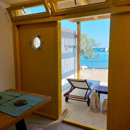 Boathouse Rema بيت للعطل Kímolos