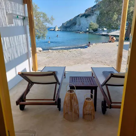 Boathouse Rema Kímolos