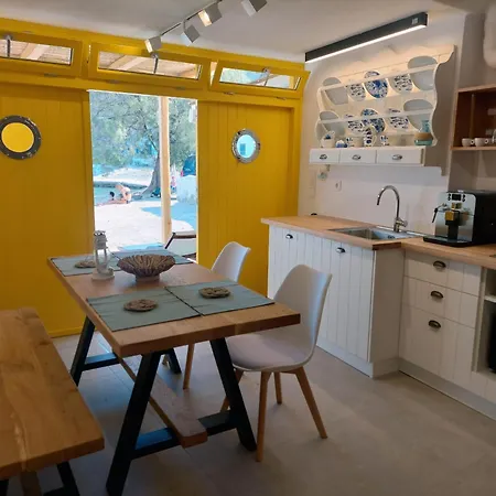 Boathouse Rema Holiday home Kimolos