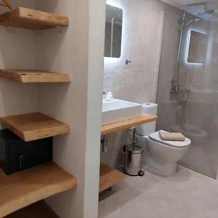 بيت للعطل Boathouse Rema Kímolos
