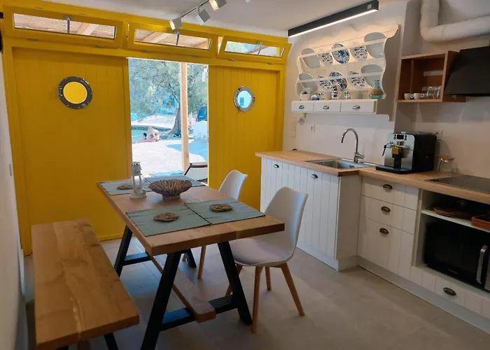 Boathouse Rema Holiday home Kimolos